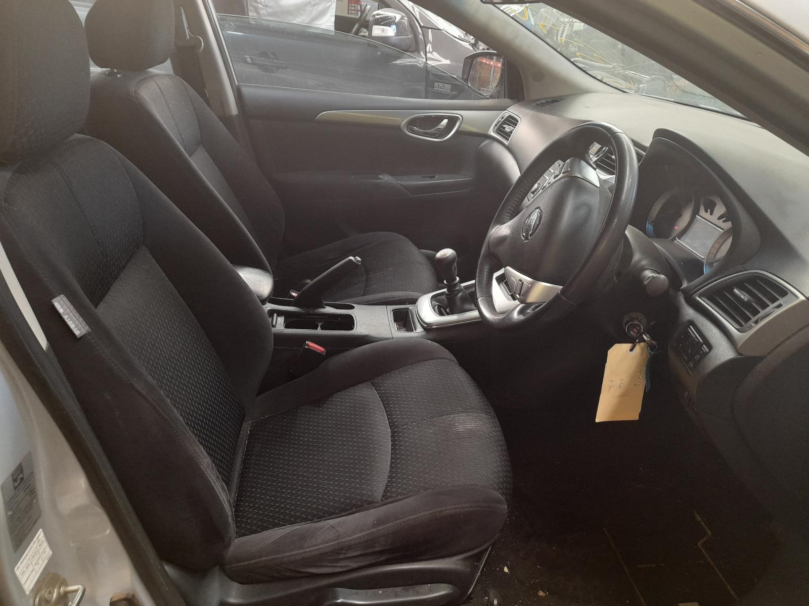 View Auto part Trans/Gearbox Nissan Pulsar 2013