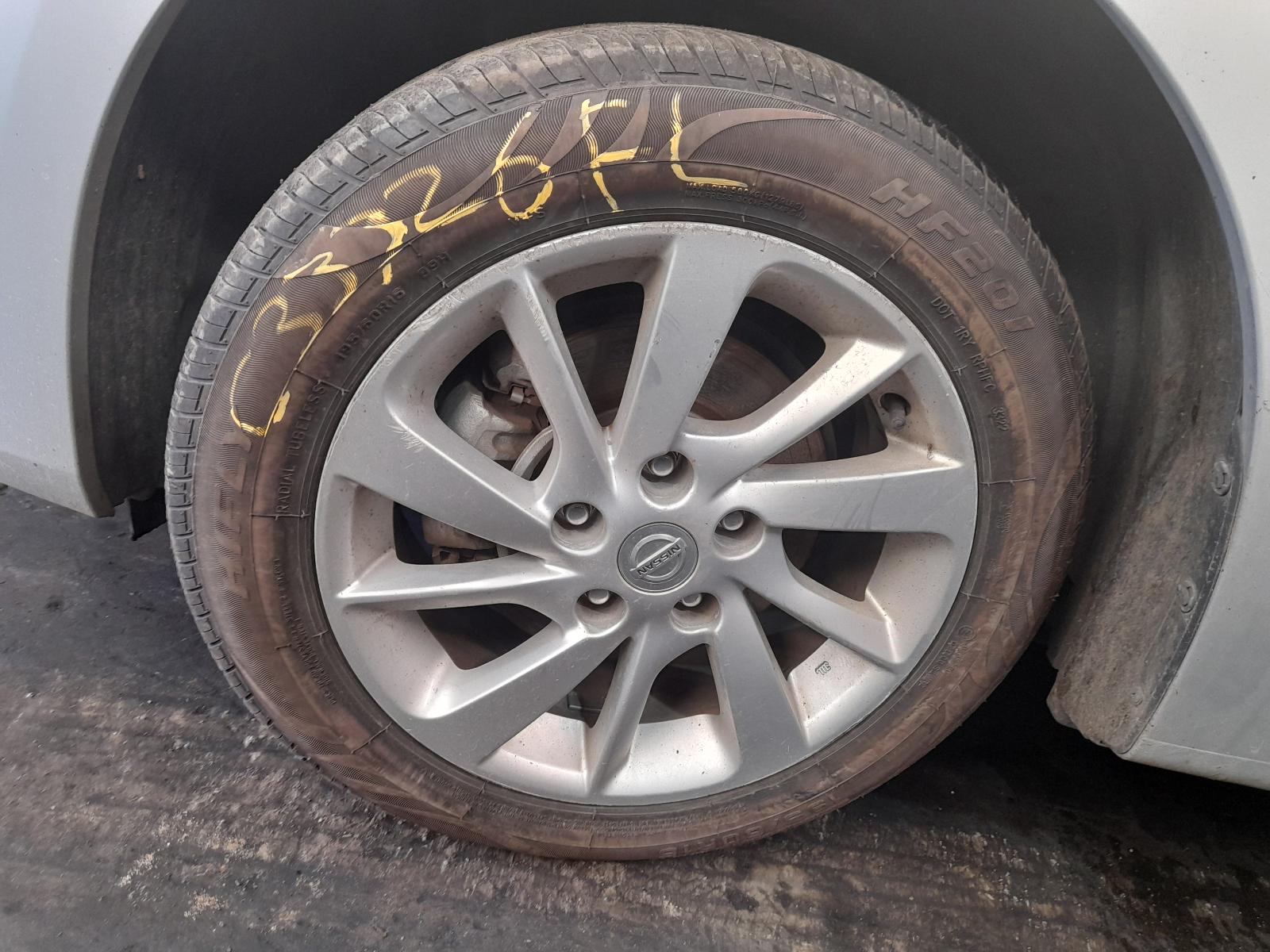 View Auto part Trans/Gearbox Nissan Pulsar 2013