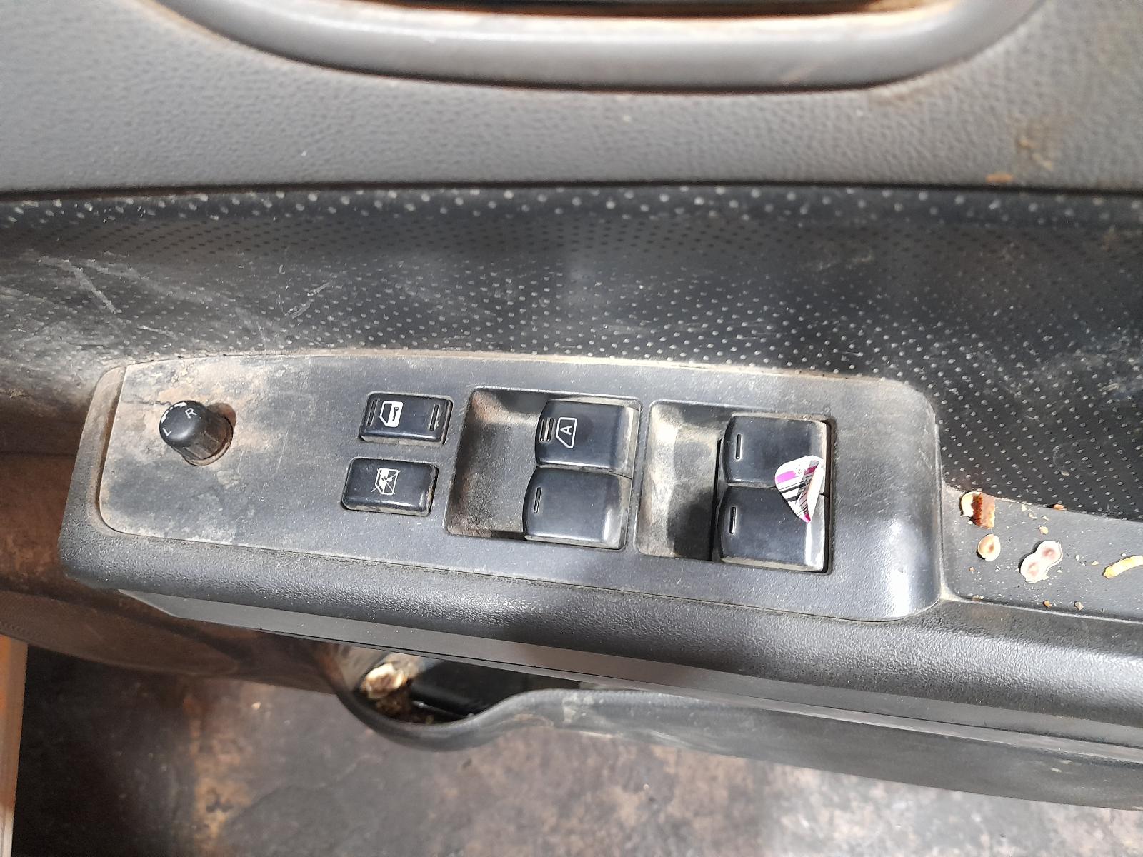 View Auto part Misc Nissan Xtrail 2008