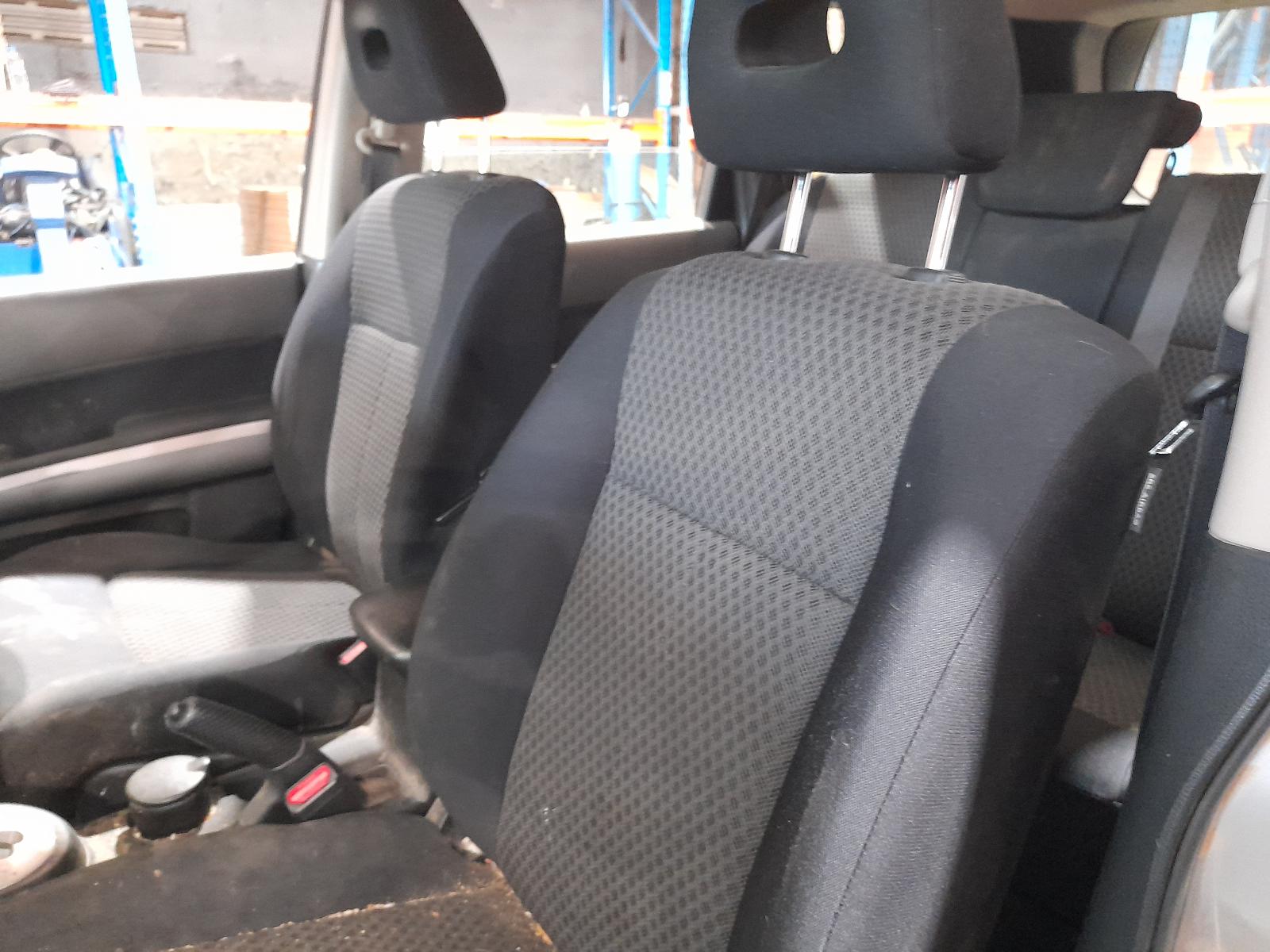 View Auto part Misc Nissan Xtrail 2008