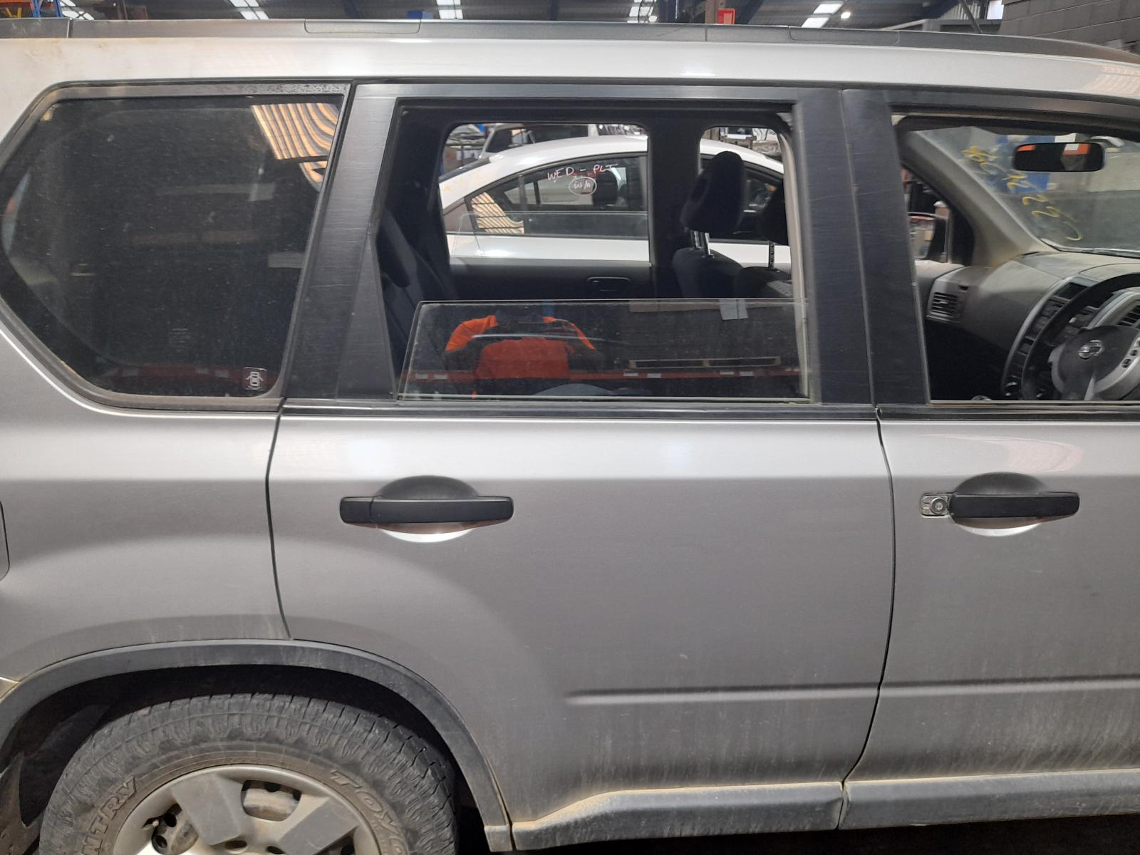 View Auto part Misc Nissan Xtrail 2008