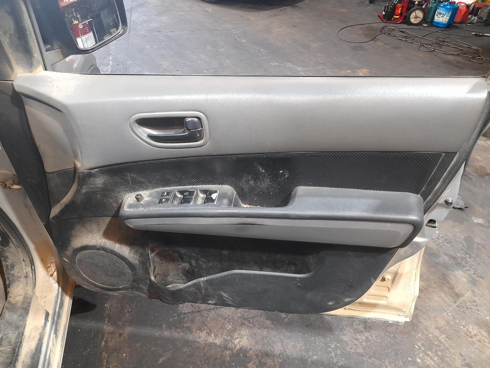 View Auto part Misc Nissan Xtrail 2008