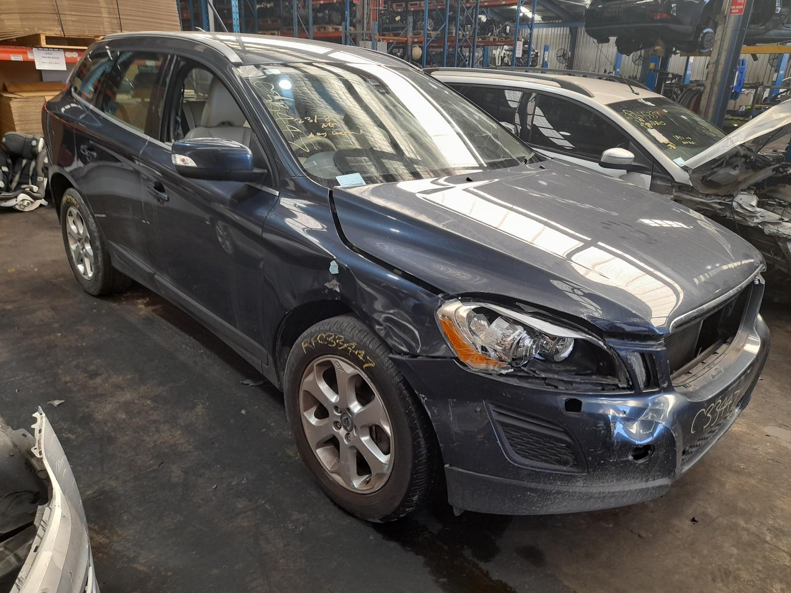 View Auto part Door/Boot/Gate Lock Volvo Xc60 2010