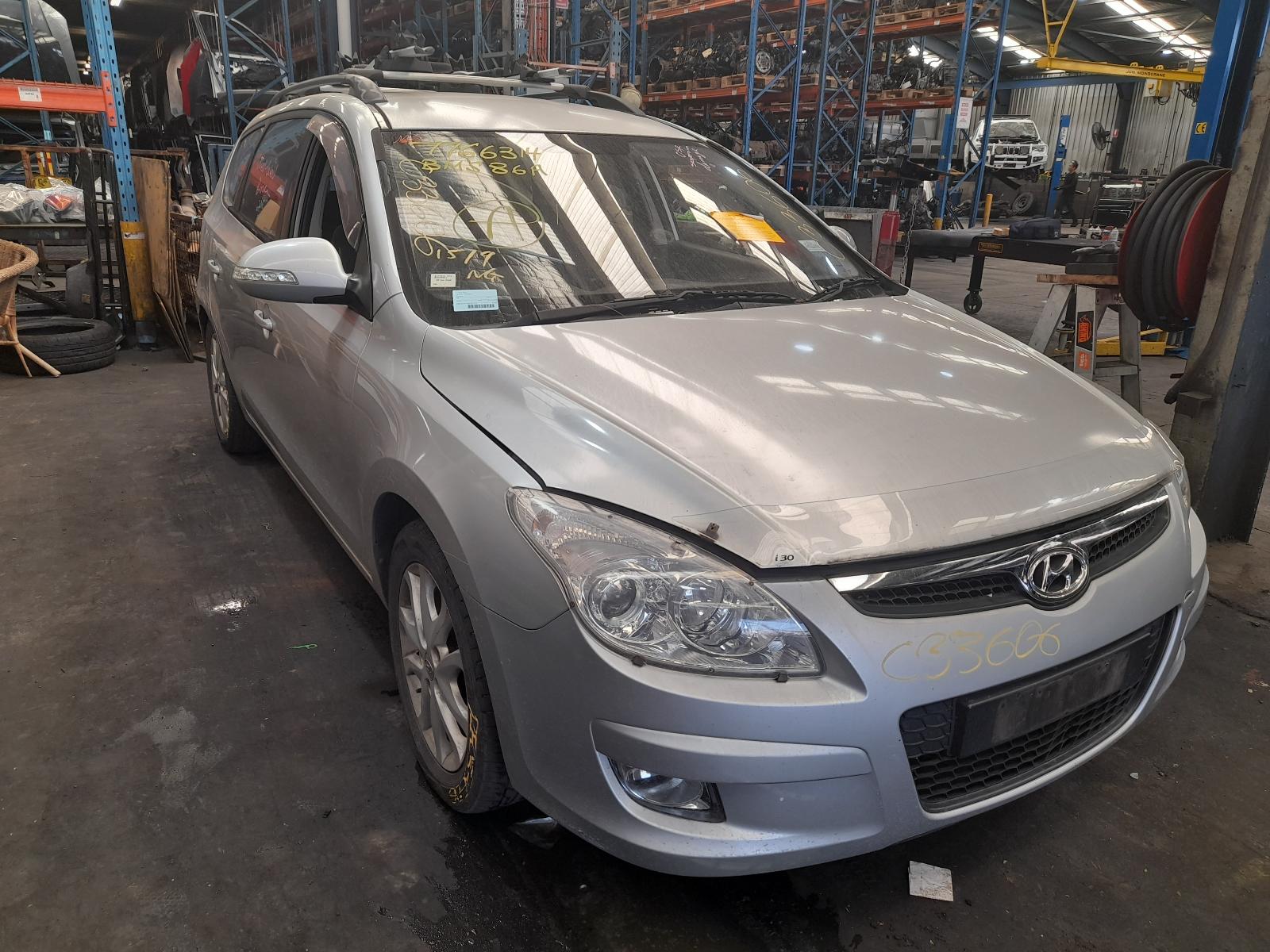 View Auto part Fuel Tank Hyundai I30 2009