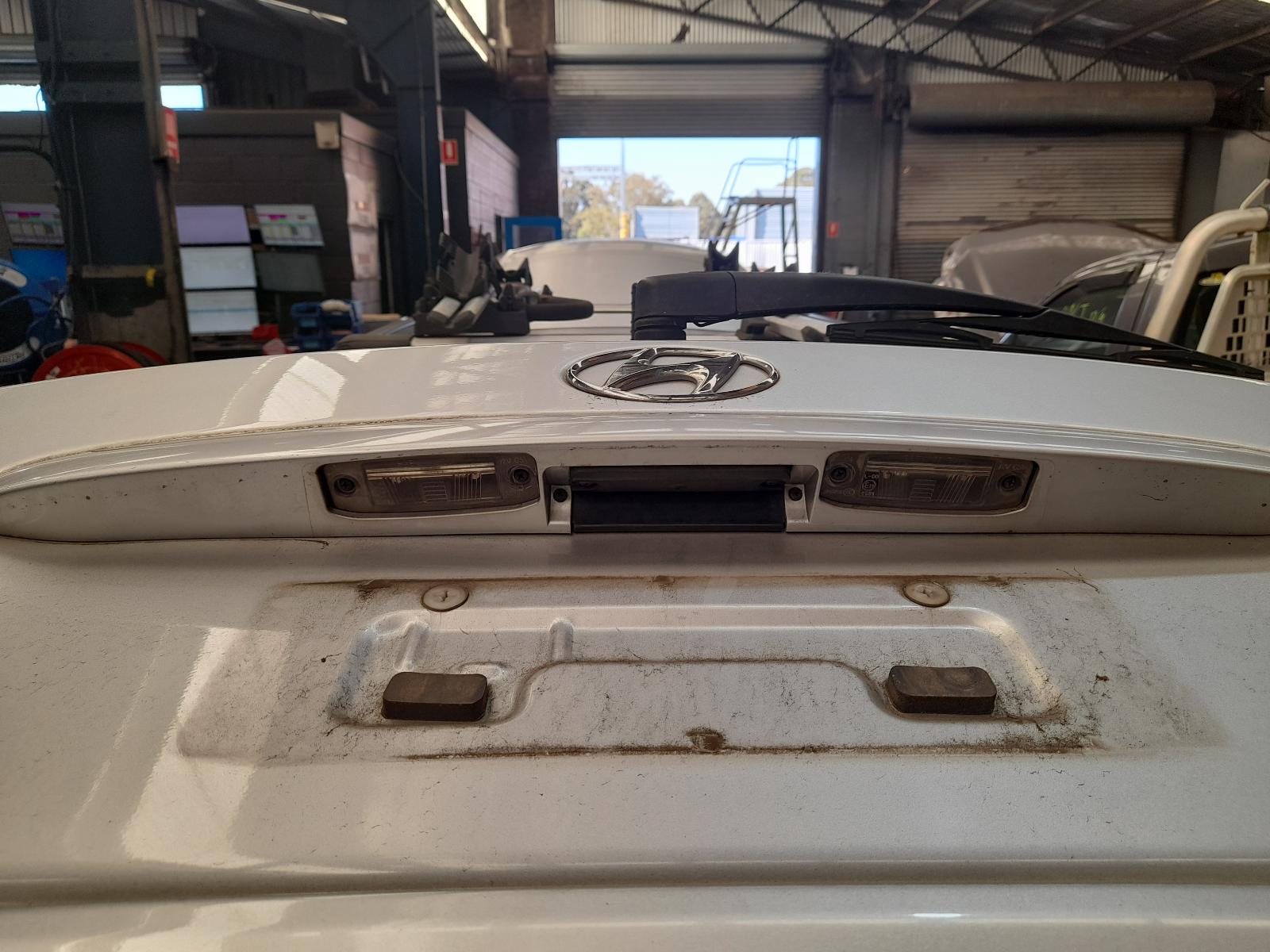 View Auto part Fuel Tank Hyundai I30 2009