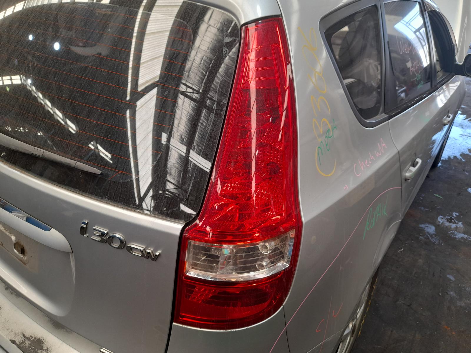 View Auto part Fuel Tank Hyundai I30 2009