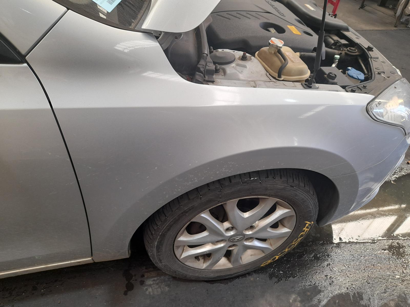 View Auto part Fuel Tank Hyundai I30 2009