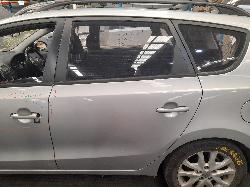 View Auto part Fuel Tank Hyundai I30 2009