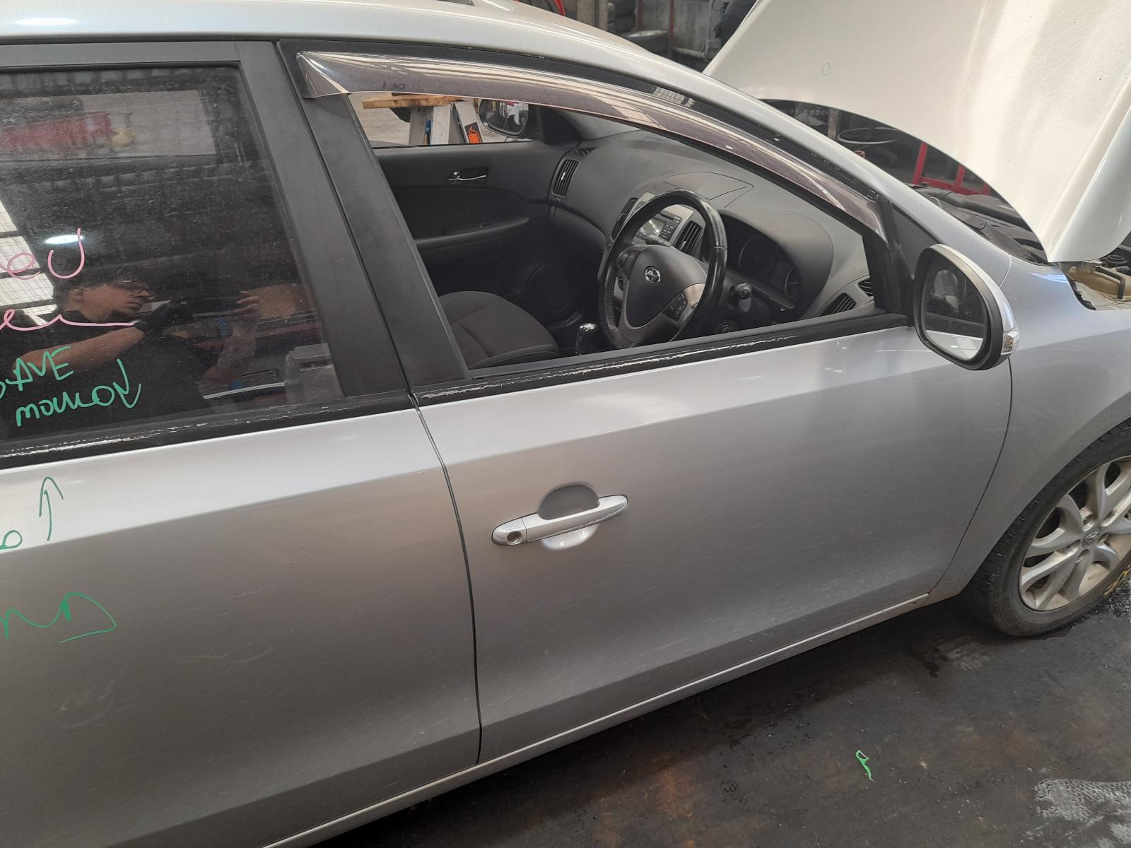View Auto part Fuel Tank Hyundai I30 2009