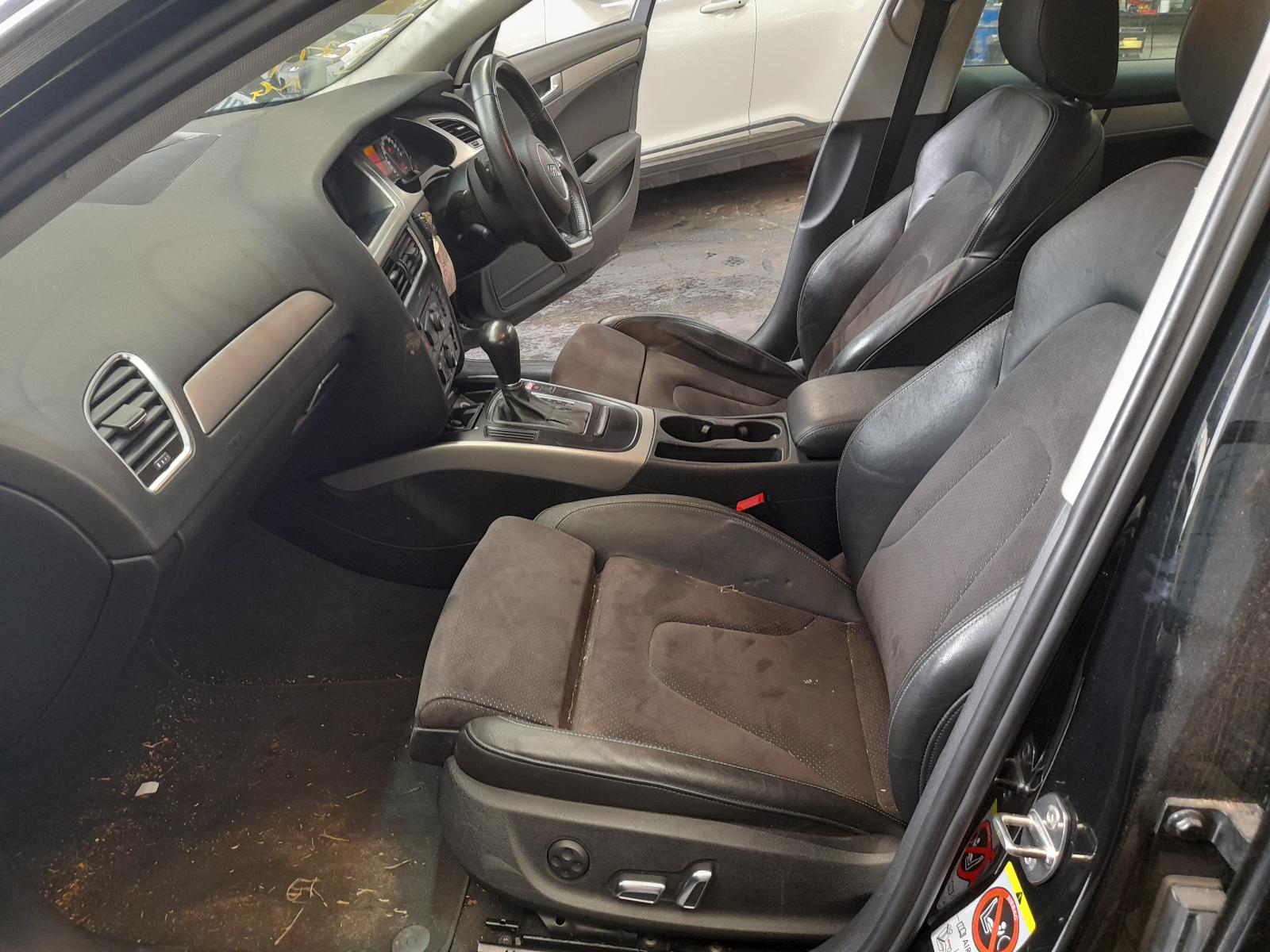 2009 Audi A4 Radio/Cd/Dvd/Sat/Tv View Auto part Radio/Cd/Dvd/Sat/Tv Audi A4 2009