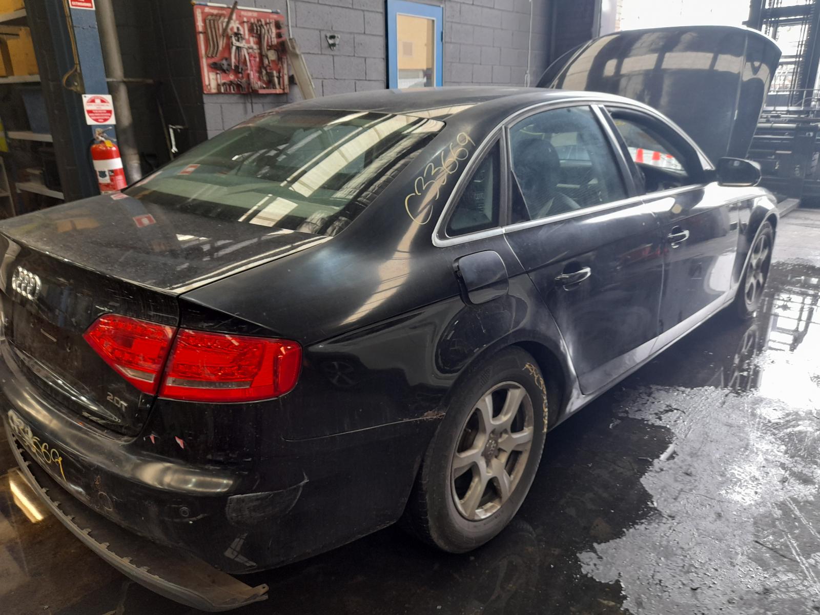 2009 Audi A4 Radio/Cd/Dvd/Sat/Tv View Auto part Radio/Cd/Dvd/Sat/Tv Audi A4 2009