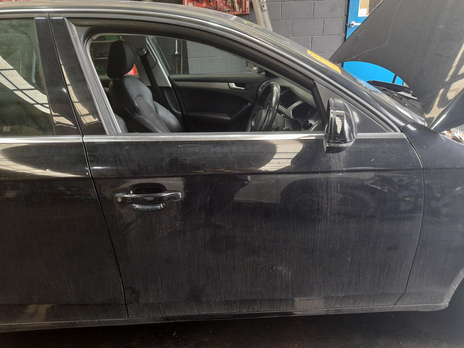 2009 Audi A4 Radio/Cd/Dvd/Sat/Tv View Auto part Radio/Cd/Dvd/Sat/Tv Audi A4 2009