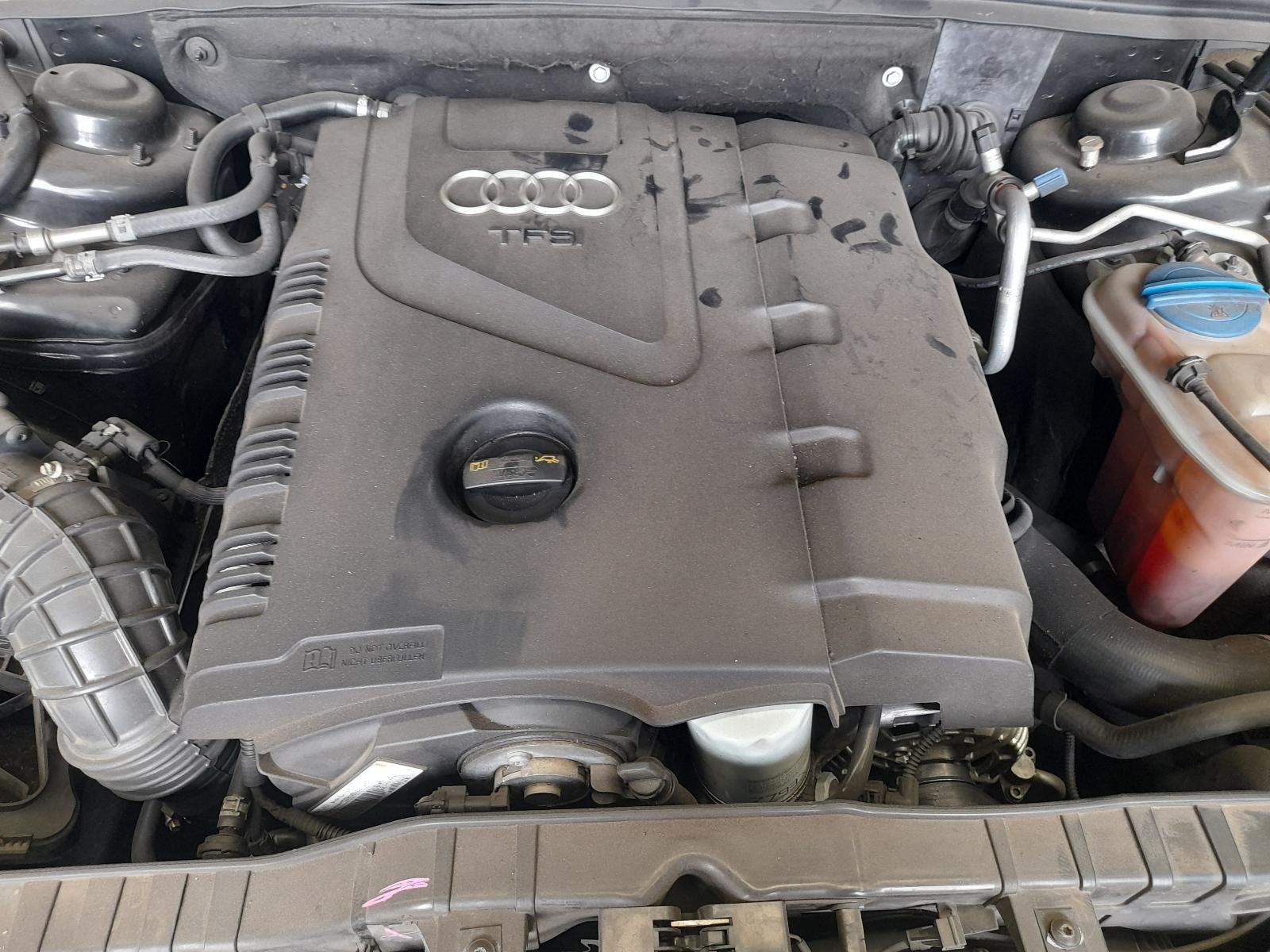 2009 Audi A4 Radio/Cd/Dvd/Sat/Tv View Auto part Radio/Cd/Dvd/Sat/Tv Audi A4 2009