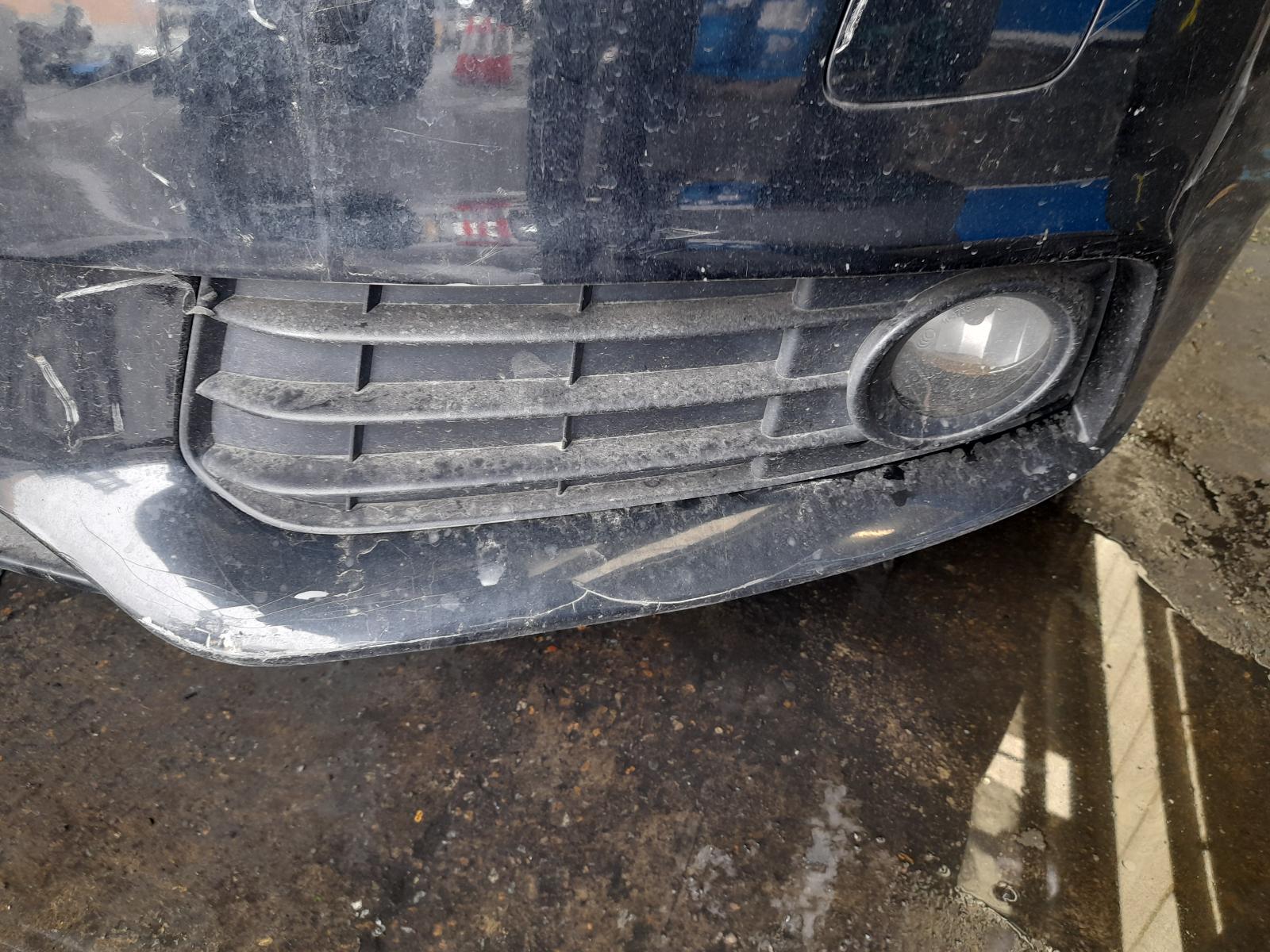 2009 Audi A4 Radio/Cd/Dvd/Sat/Tv View Auto part Radio/Cd/Dvd/Sat/Tv Audi A4 2009