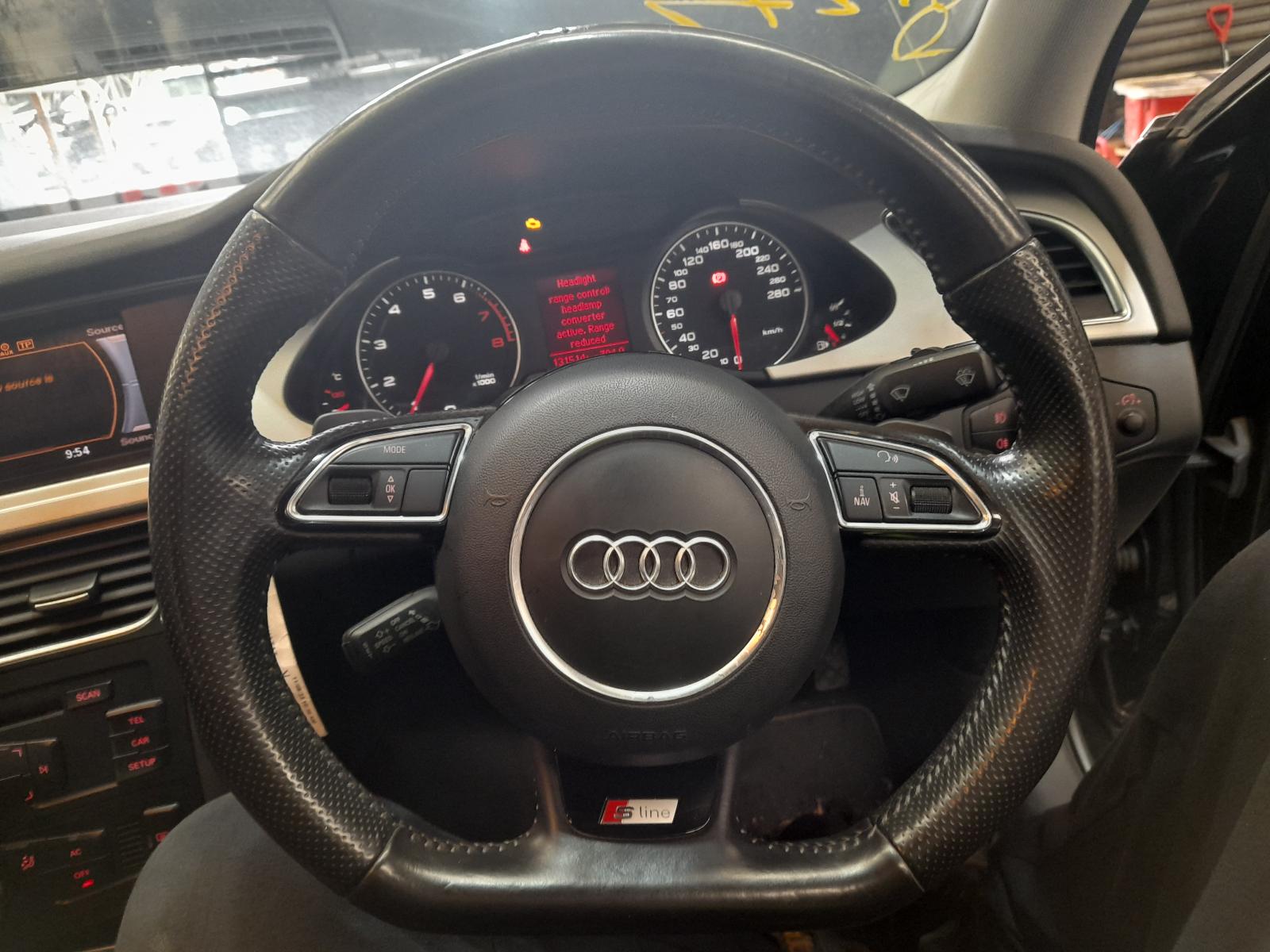 2009 Audi A4 Radio/Cd/Dvd/Sat/Tv View Auto part Radio/Cd/Dvd/Sat/Tv Audi A4 2009