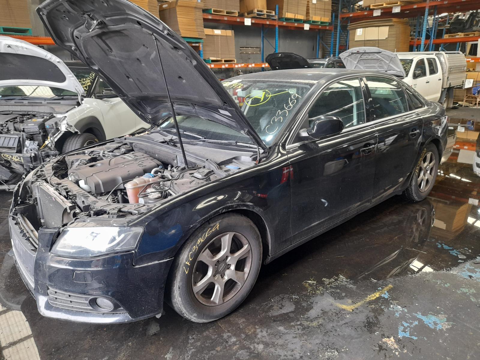 2009 Audi A4 Radio/Cd/Dvd/Sat/Tv View Auto part Radio/Cd/Dvd/Sat/Tv Audi A4 2009