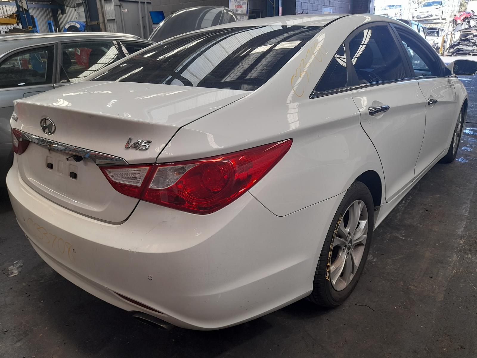 View Auto part null Hyundai I45 2012