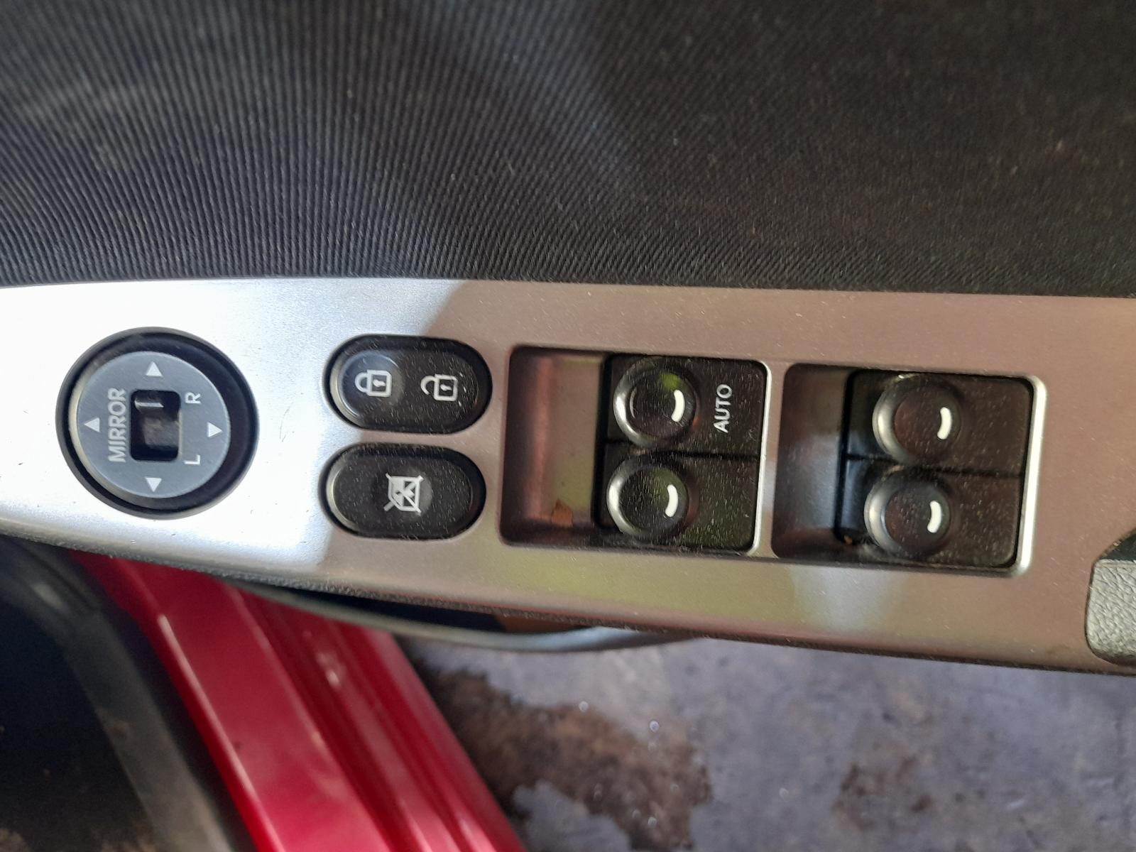 View Auto part Fuel Tank Hyundai Accent 2015