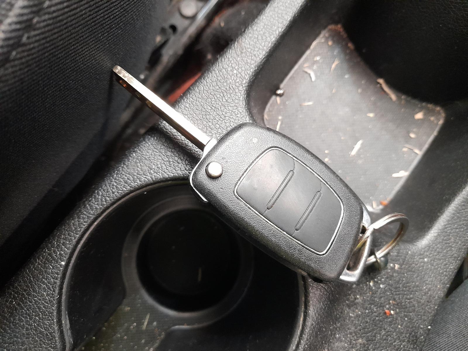 View Auto part Fuel Tank Hyundai Accent 2015