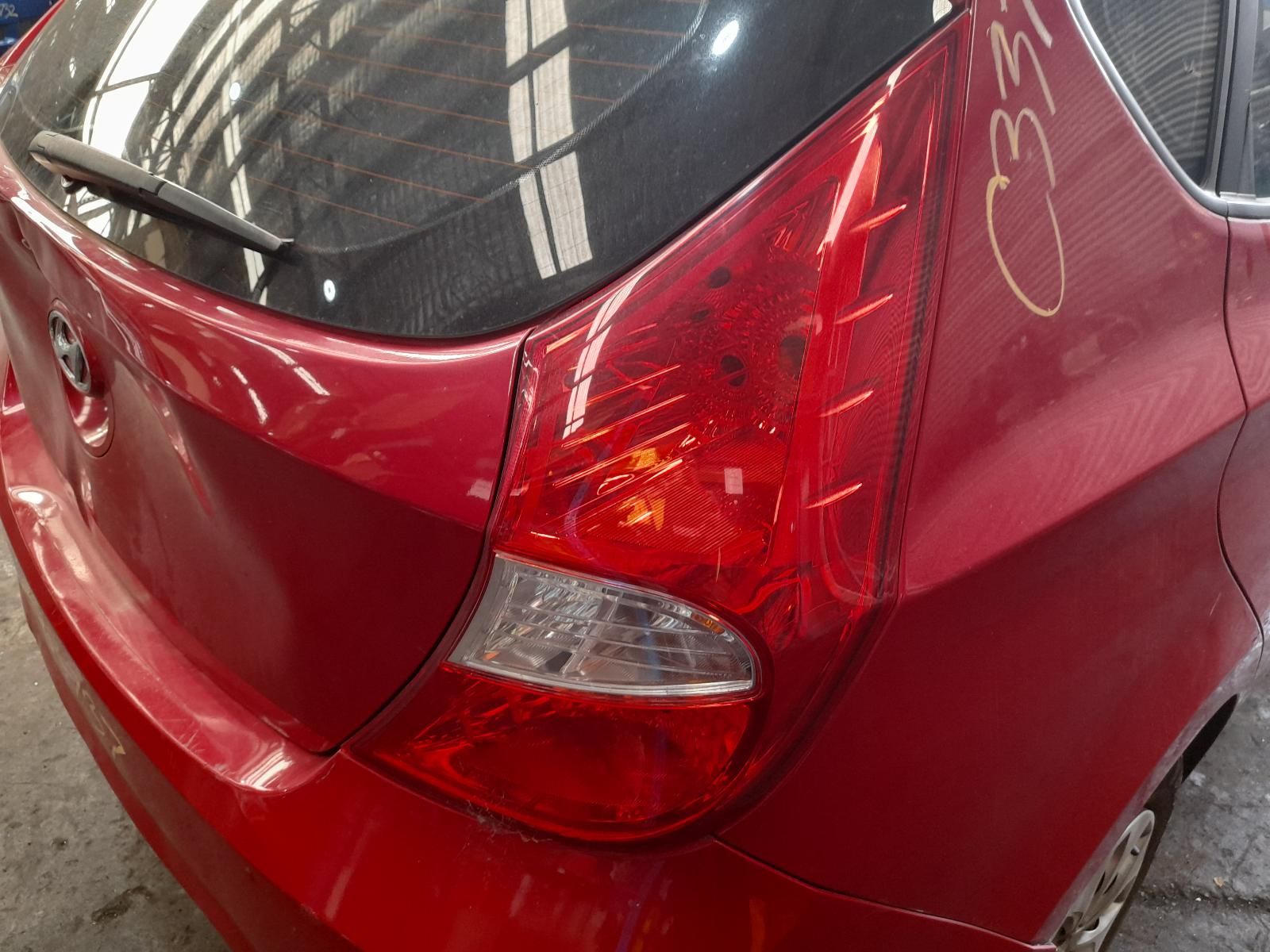 View Auto part Fuel Tank Hyundai Accent 2015