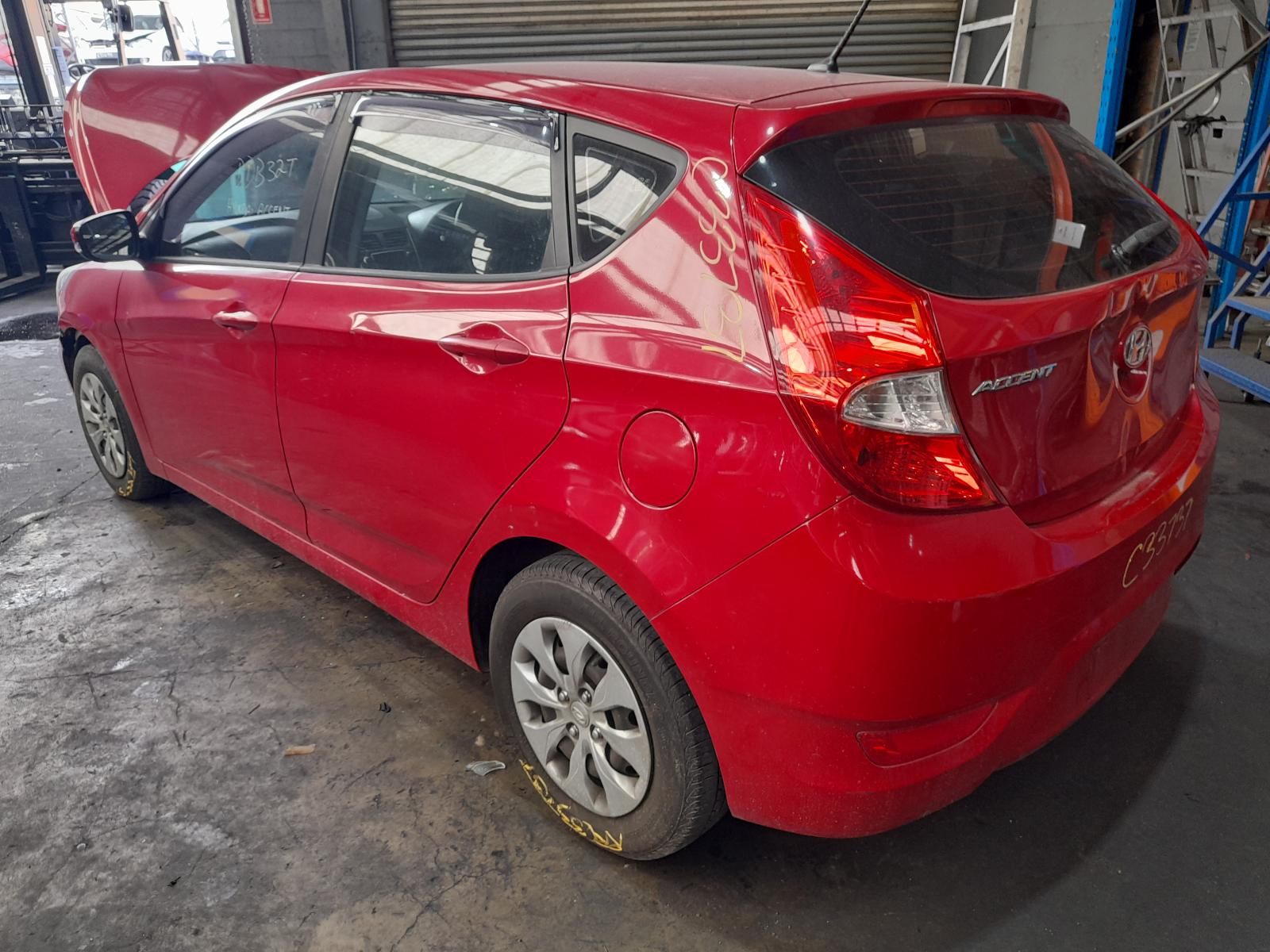 View Auto part Fuel Tank Hyundai Accent 2015