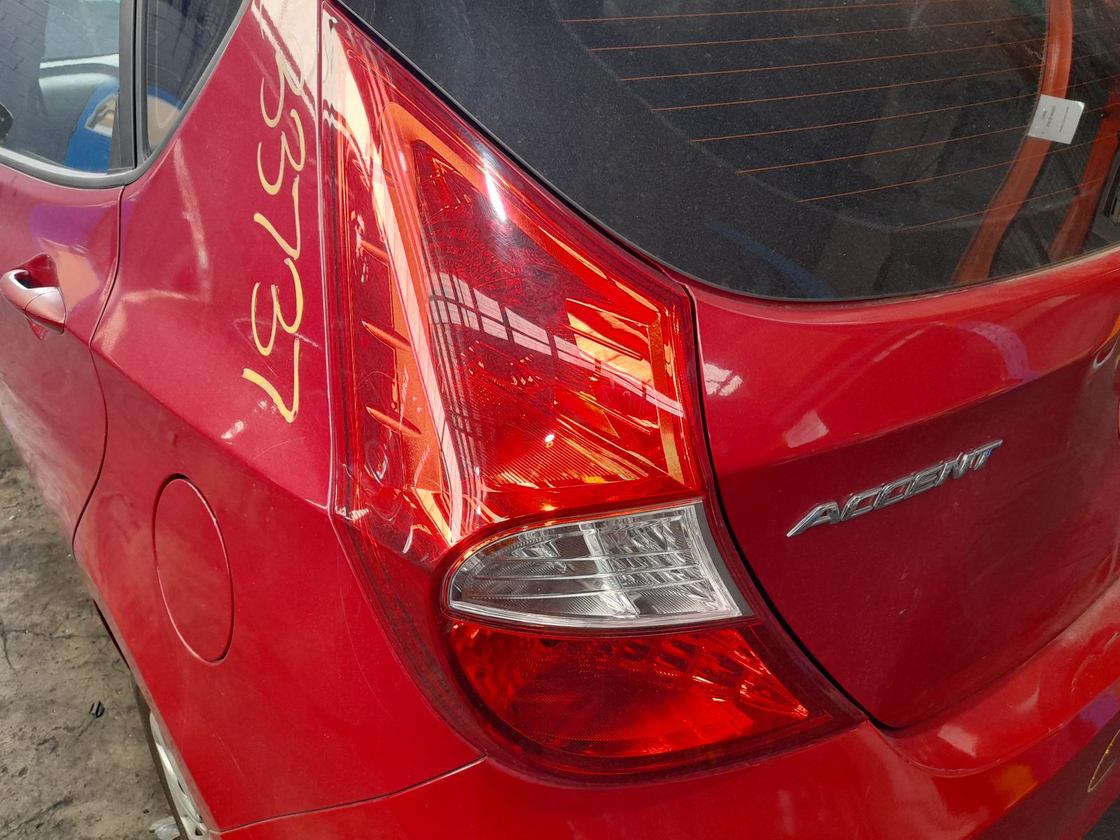 View Auto part Fuel Tank Hyundai Accent 2015