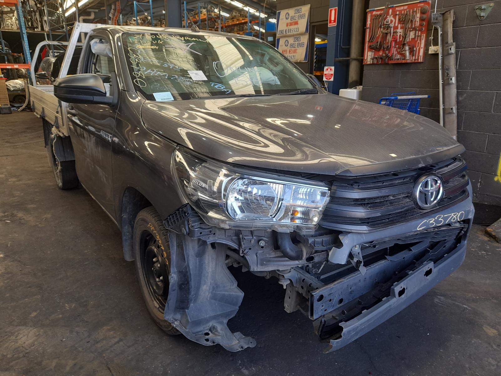Axle Hilux Toyota 2016