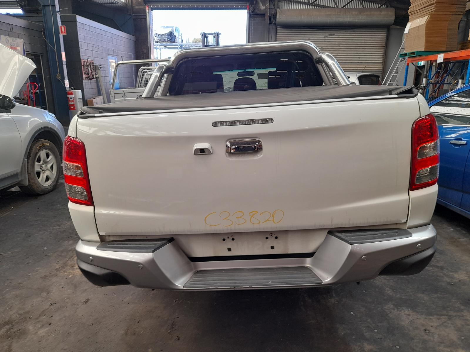 View Auto part Differential Centre Mitsubishi Triton 2017