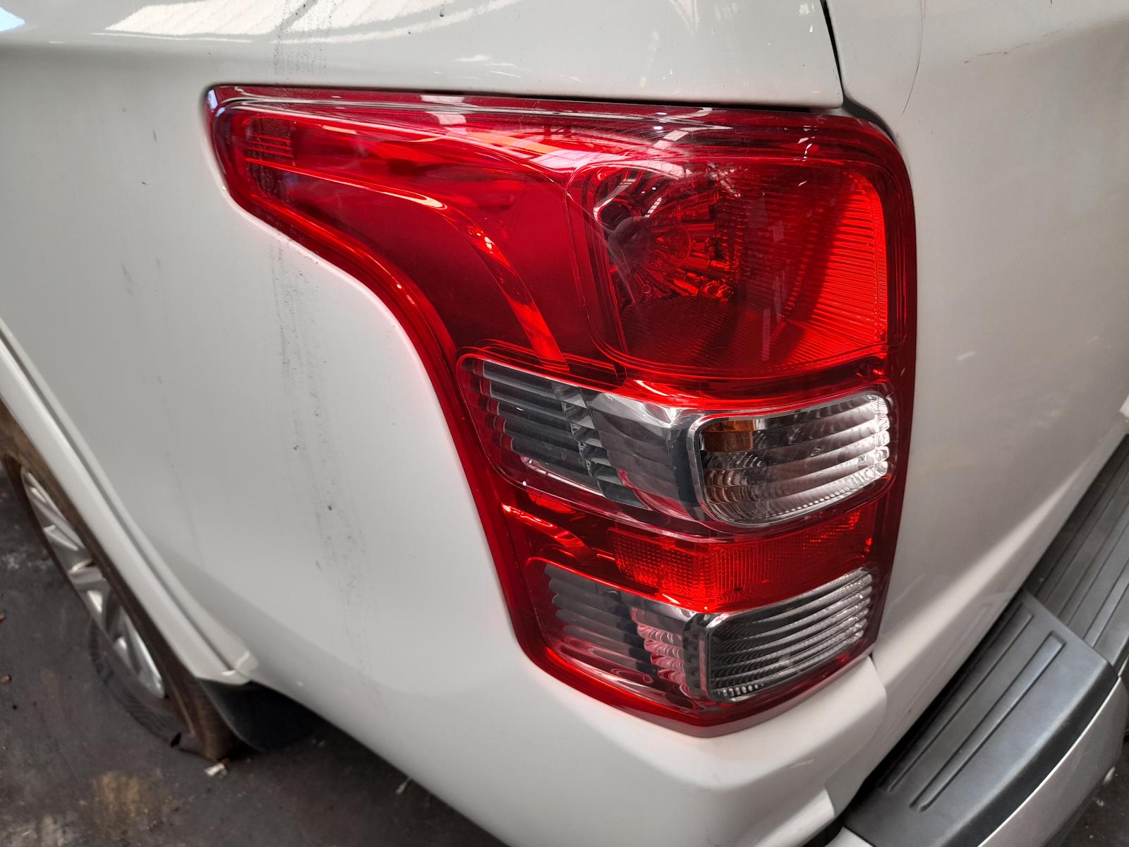 View Auto part Differential Centre Mitsubishi Triton 2017