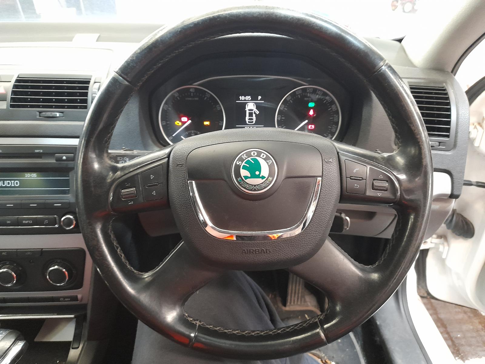 View Auto part Door/Boot/Gate Lock Skoda Octavia 2012