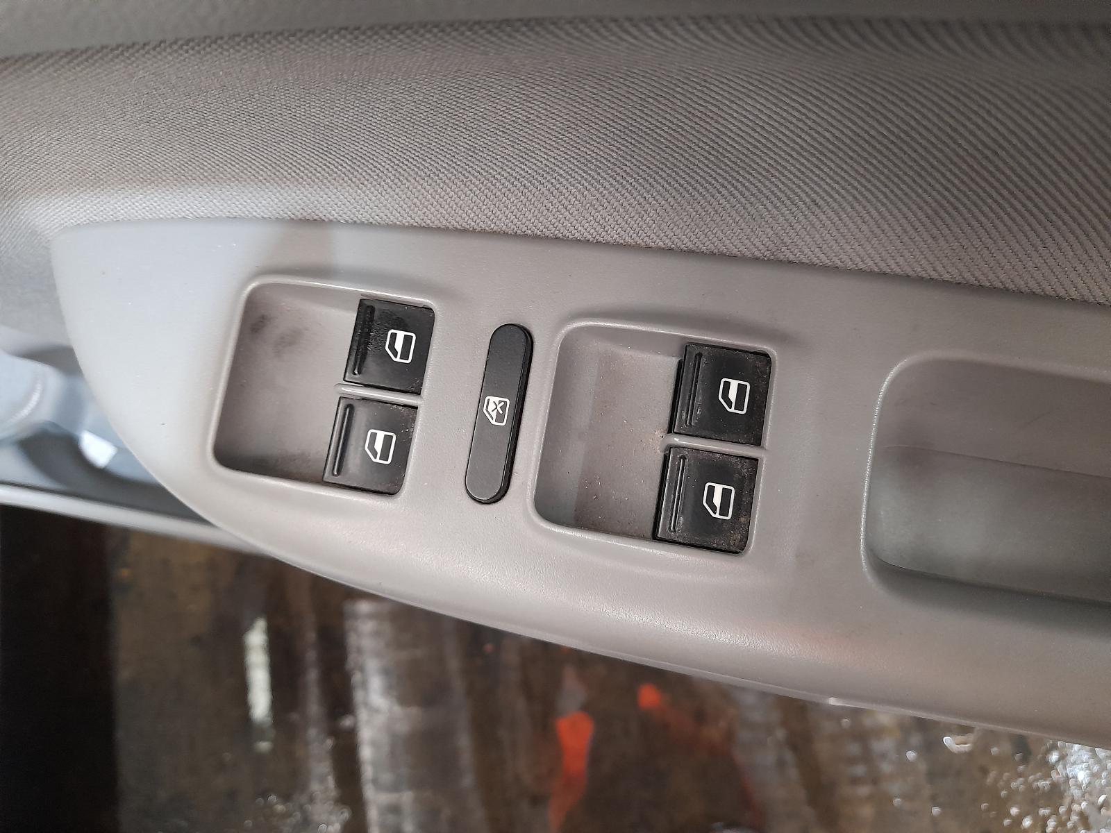 View Auto part Door/Boot/Gate Lock Skoda Octavia 2012