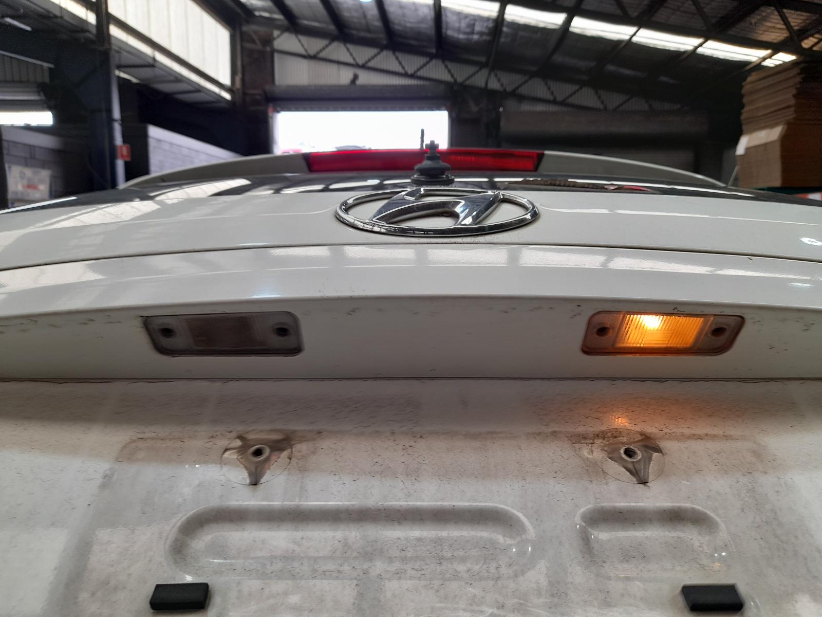 View Auto part Misc Hyundai Santa Fe 2011