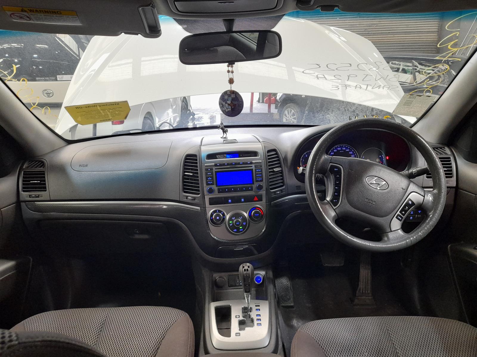 View Auto part Misc Hyundai Santa Fe 2011