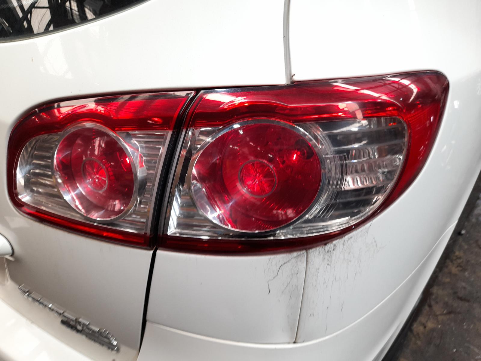 View Auto part Misc Hyundai Santa Fe 2011