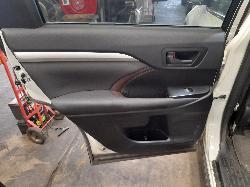 View Auto part Engine Toyota Kluger 2017