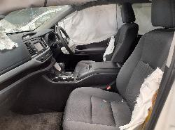 View Auto part Engine Toyota Kluger 2017