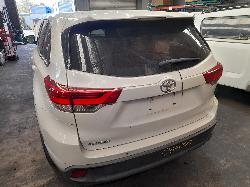View Auto part Engine Toyota Kluger 2017