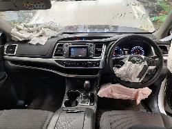 View Auto part Engine Toyota Kluger 2017