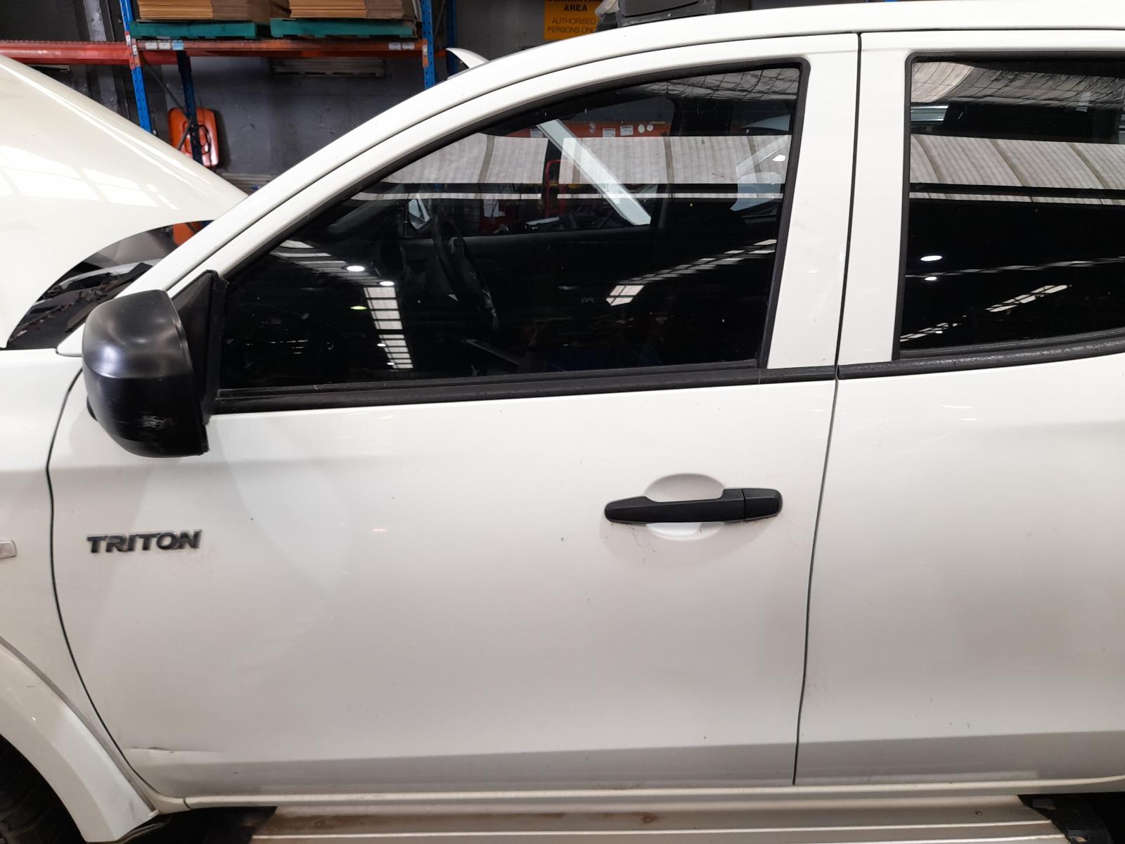 View Auto part Misc Mitsubishi Triton 2016