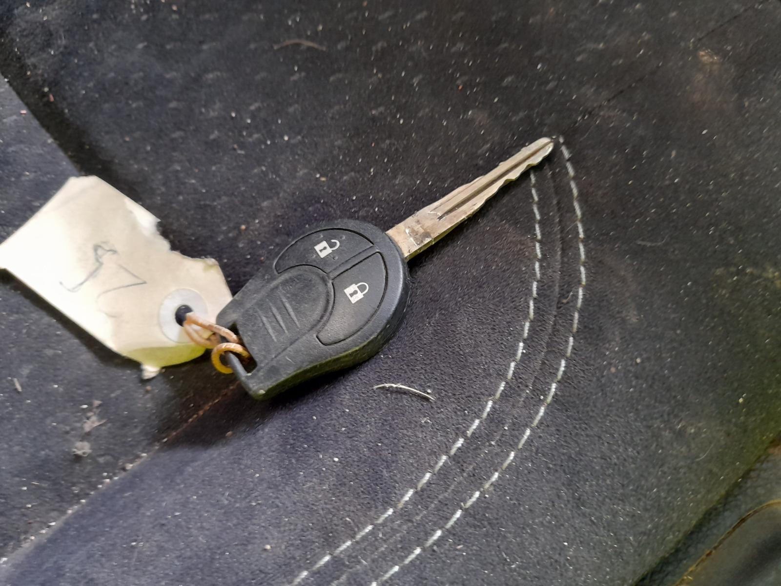 2016 Nissan Navara Door/Boot/Gate Lock View Auto part Door/Boot/Gate Lock Nissan Navara 2016
