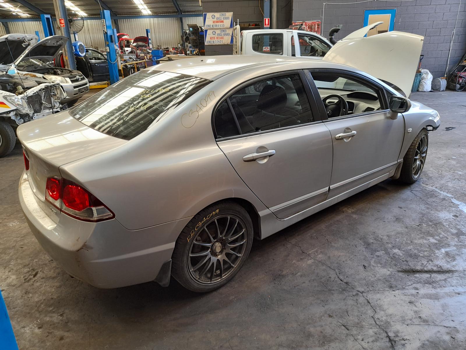 View Auto part Trans/Gearbox Honda Civic 2009