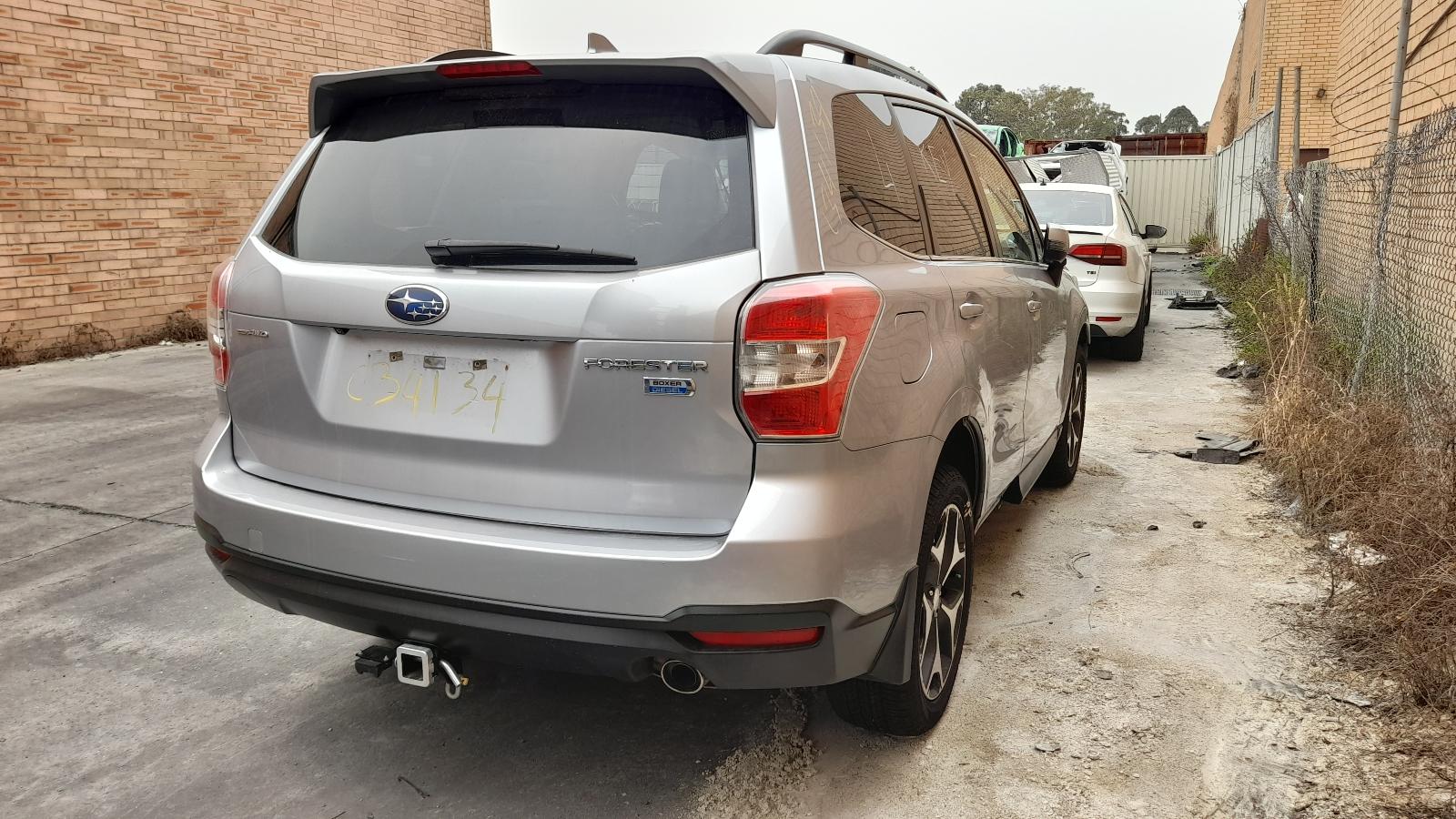 View Auto part Rear Spoiler Subaru Forester 2015