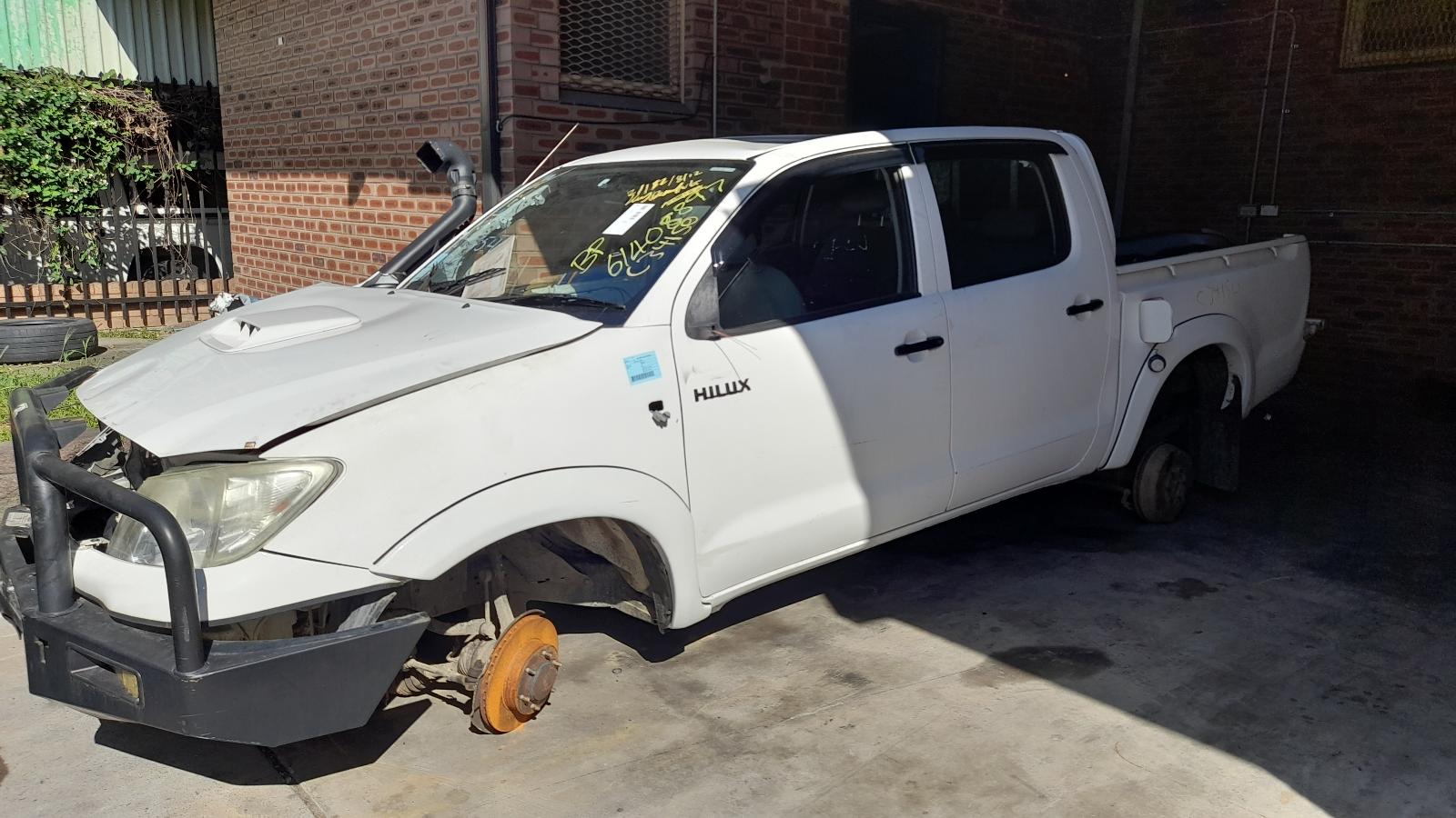 View Auto part Ecu Toyota Hilux 2009