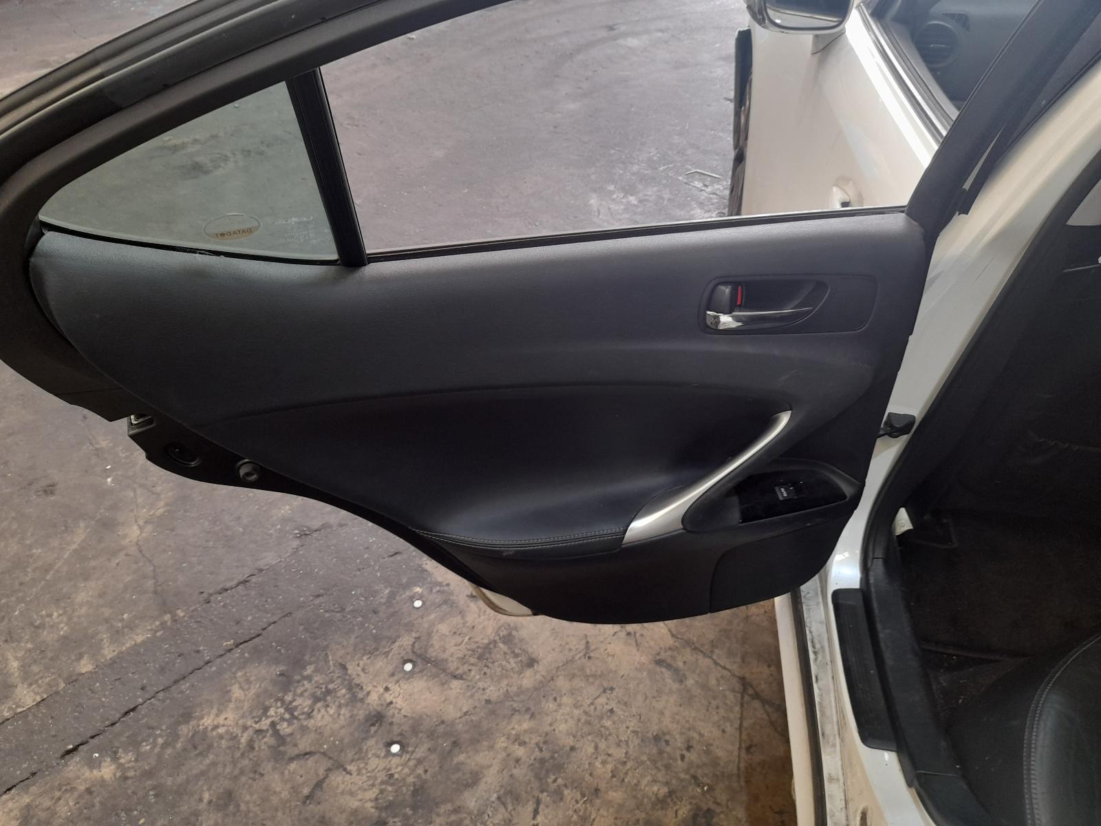 View Auto part Ecu Lexus Is250/is250c 2010