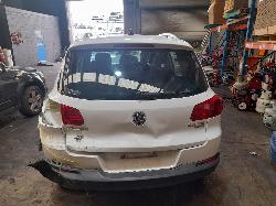 View Auto part Rear/Tailgate Glass Volkswagen Tiguan 2012