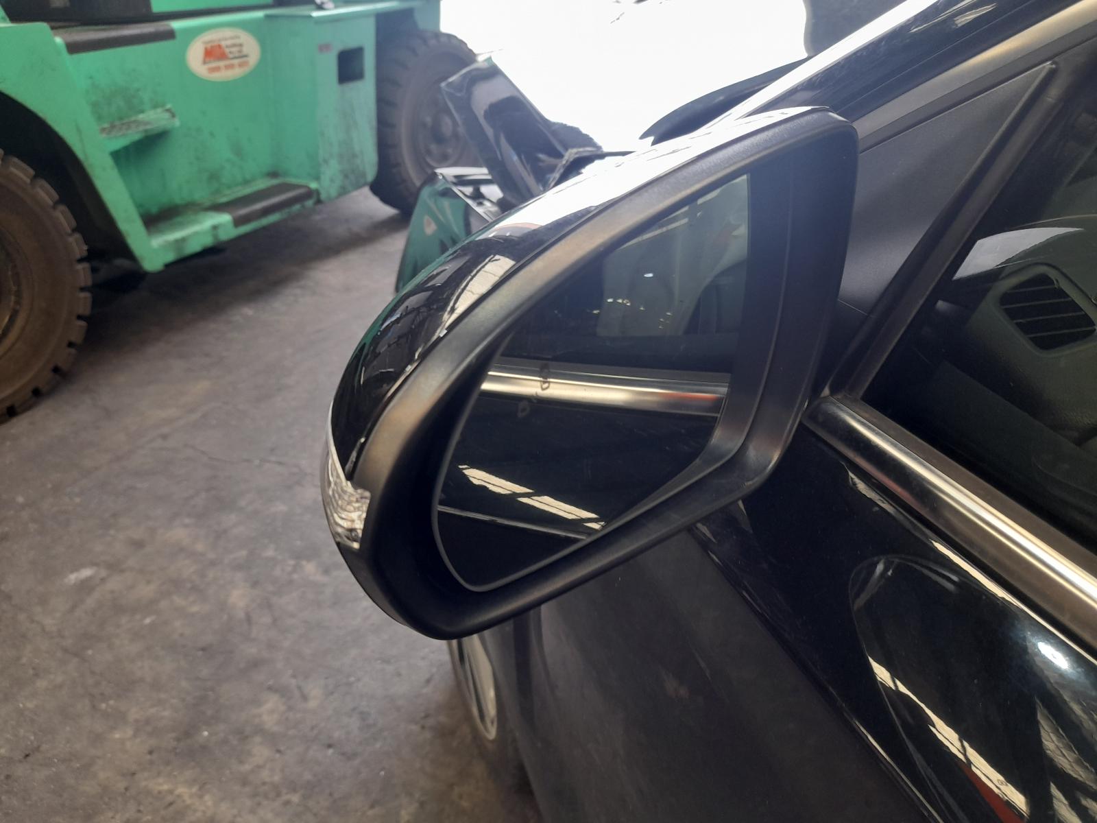 View Auto part Radio/Cd/Dvd/Sat/Tv Hyundai I30 2018