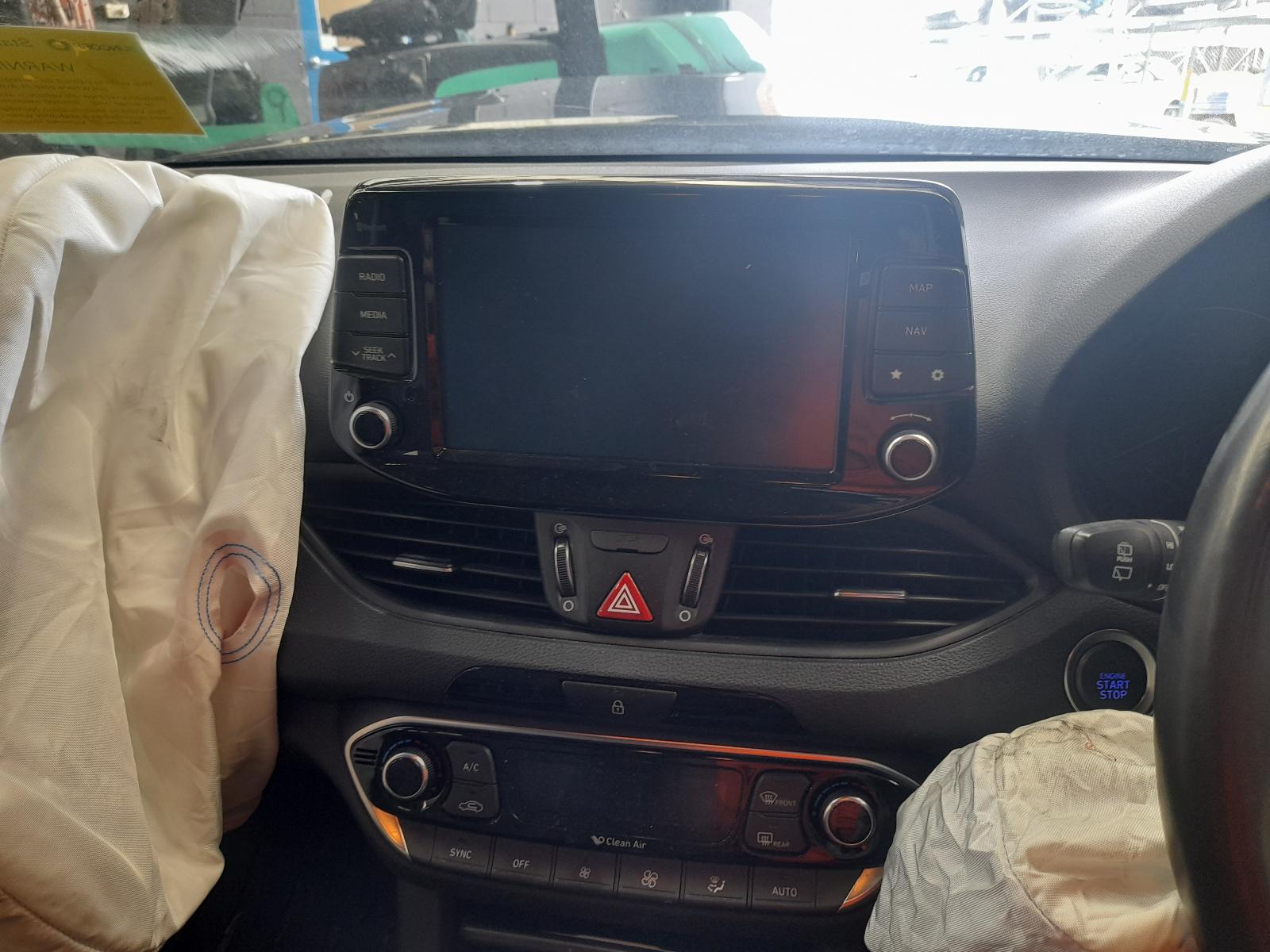 View Auto part Radio/Cd/Dvd/Sat/Tv Hyundai I30 2018