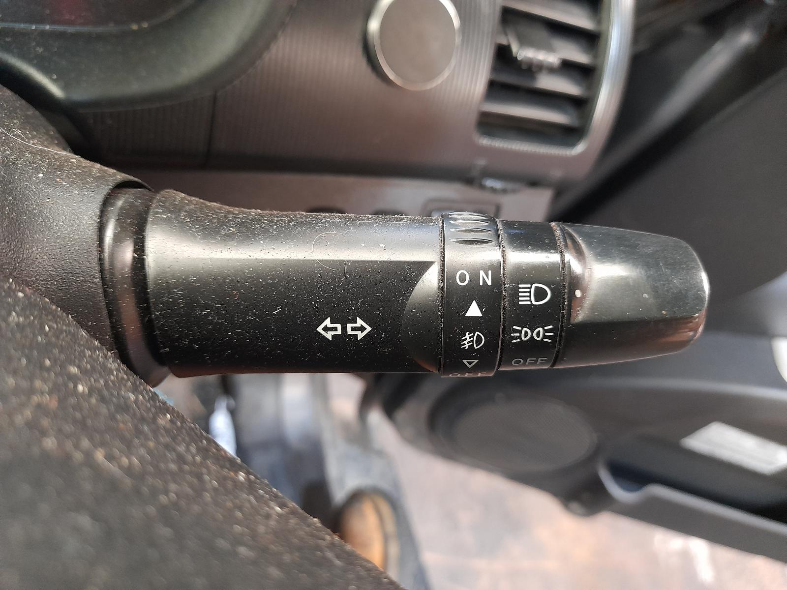 View Auto part Right Rear Wnd Reg/Motor Mitsubishi Triton 2015