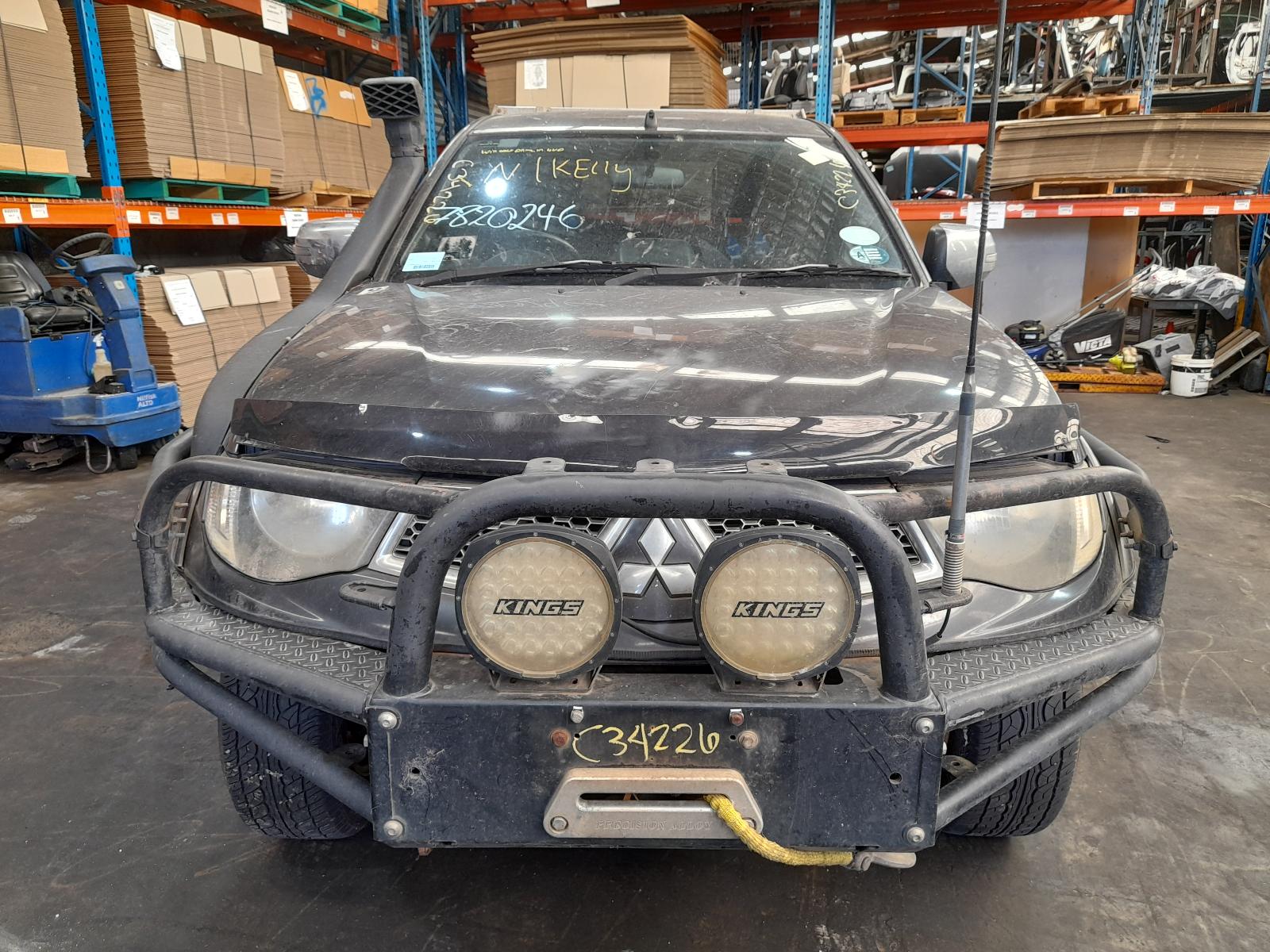 View Auto part Right Rear Wnd Reg/Motor Mitsubishi Triton 2015