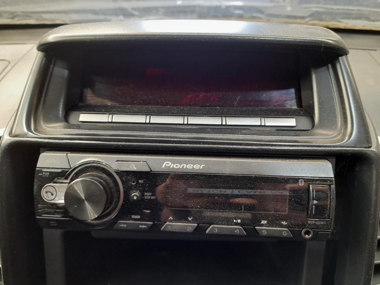 View Auto part Right Rear Wnd Reg/Motor Mitsubishi Triton 2015